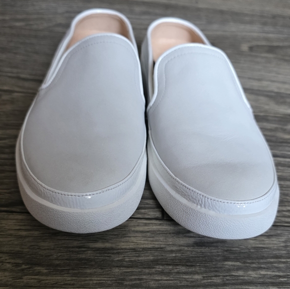 Vionic Cream Slip-On Shoes Size 7 USED Lake New. - Picture 1 of 10